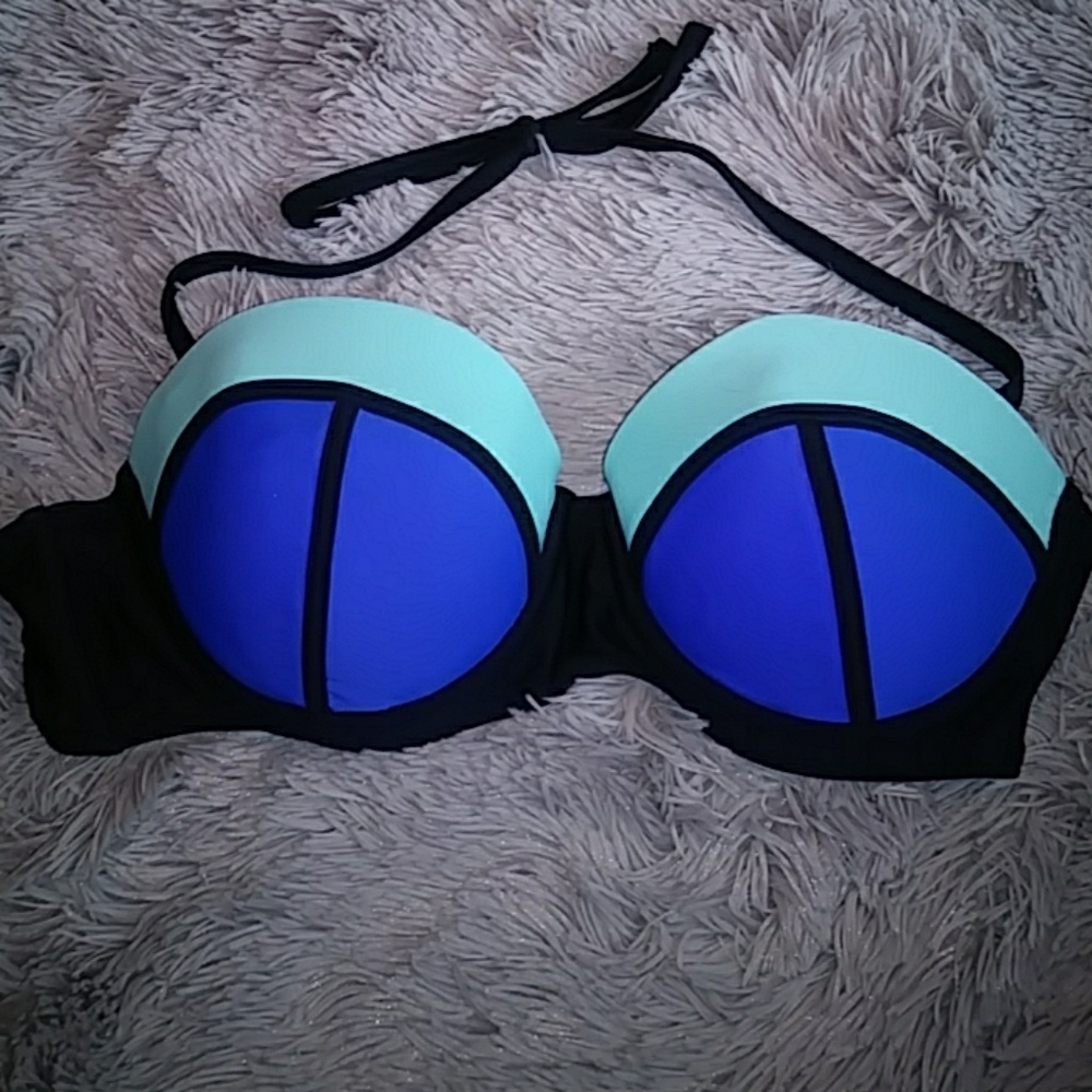 Bathing suit top